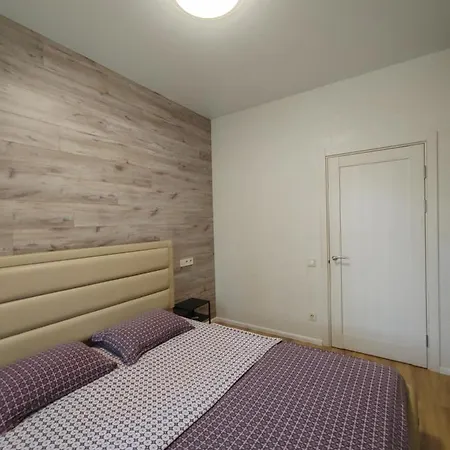 в районе 5-ой фонтана *