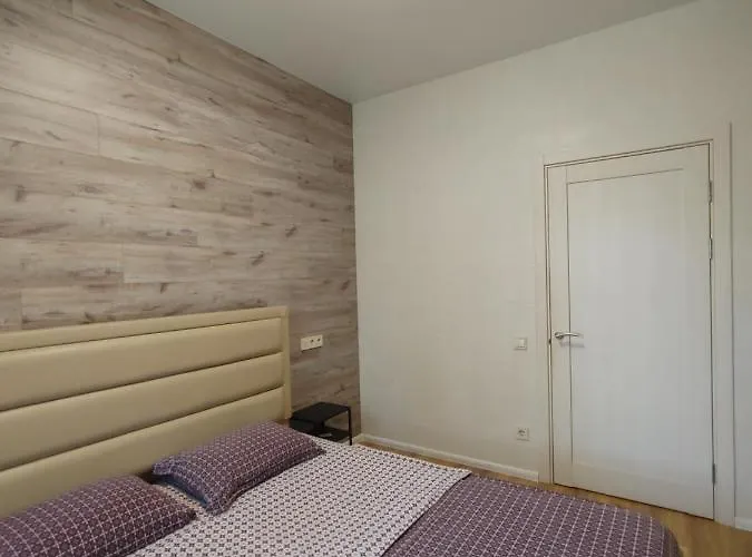 в районе 5-ой фонтана *